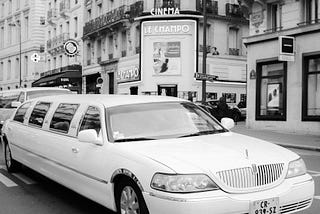 Advantages of hiring a limo service in Toronto in 2022?