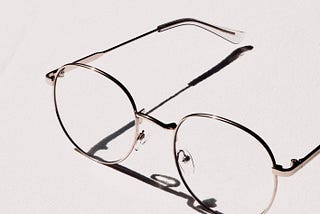 Some tips for choosing glasses frames