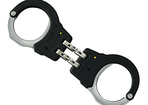 Types Of Handcuffs That Every Duty Officer Must Aware Of