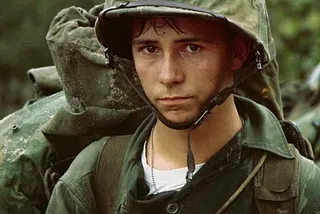 How many Oregonians served and died in the Vietnam War?
