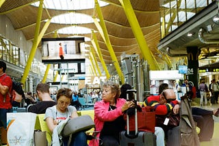 Airport spreaders