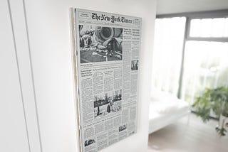 This Super-Clean Smart Screen Puts a Newspaper on Your Wall