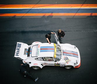 Inspection of a car before taking delivery