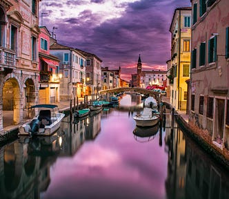 italy, millennial, club, tour, tourist, tourism
