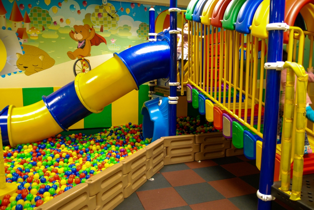 the-rise-of-indoor-playgrounds-a-safe-haven-for-children-s-play-by