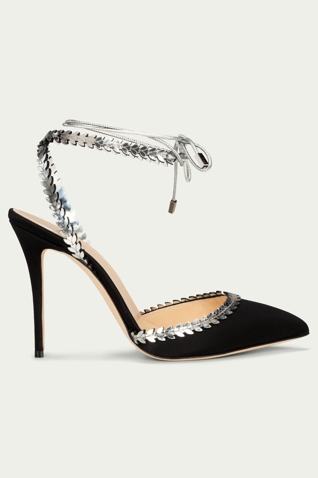 Step into Opulence: Luxury Women’s Shoes Unveiled | by SOEBEDAR | Jan ...