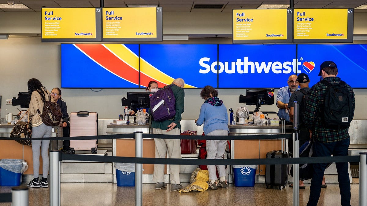 What is Southwest Airlines Special Assistance? by Daniel Bolin Jan, 2024 Medium
