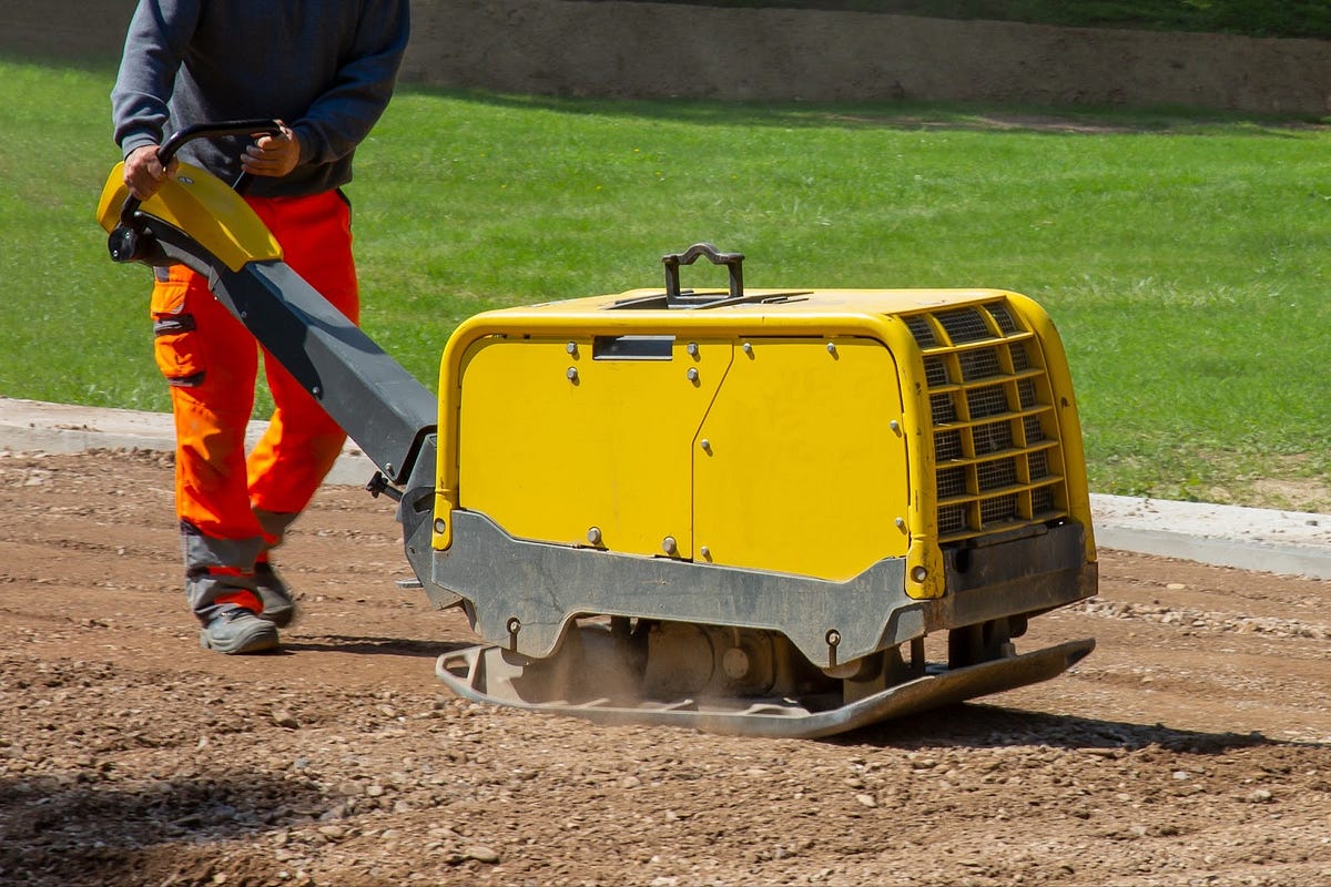 The Importance of Concrete & Screed Vibrators in Construction Projects