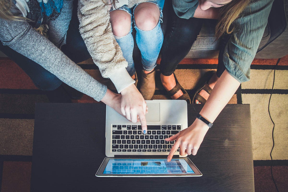 Top 5 Social Media Trends to Look Out for in 2025 by Enoch Olalusi Apr, 2025 Medium