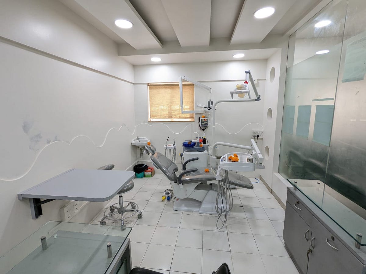 Exploring Dental Implants Treatment Cost in Pune with Microdent