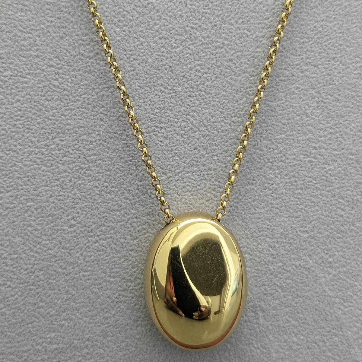 Unveiling Hidden Gems at Affordable Online Jewelry Stores  by Ro 