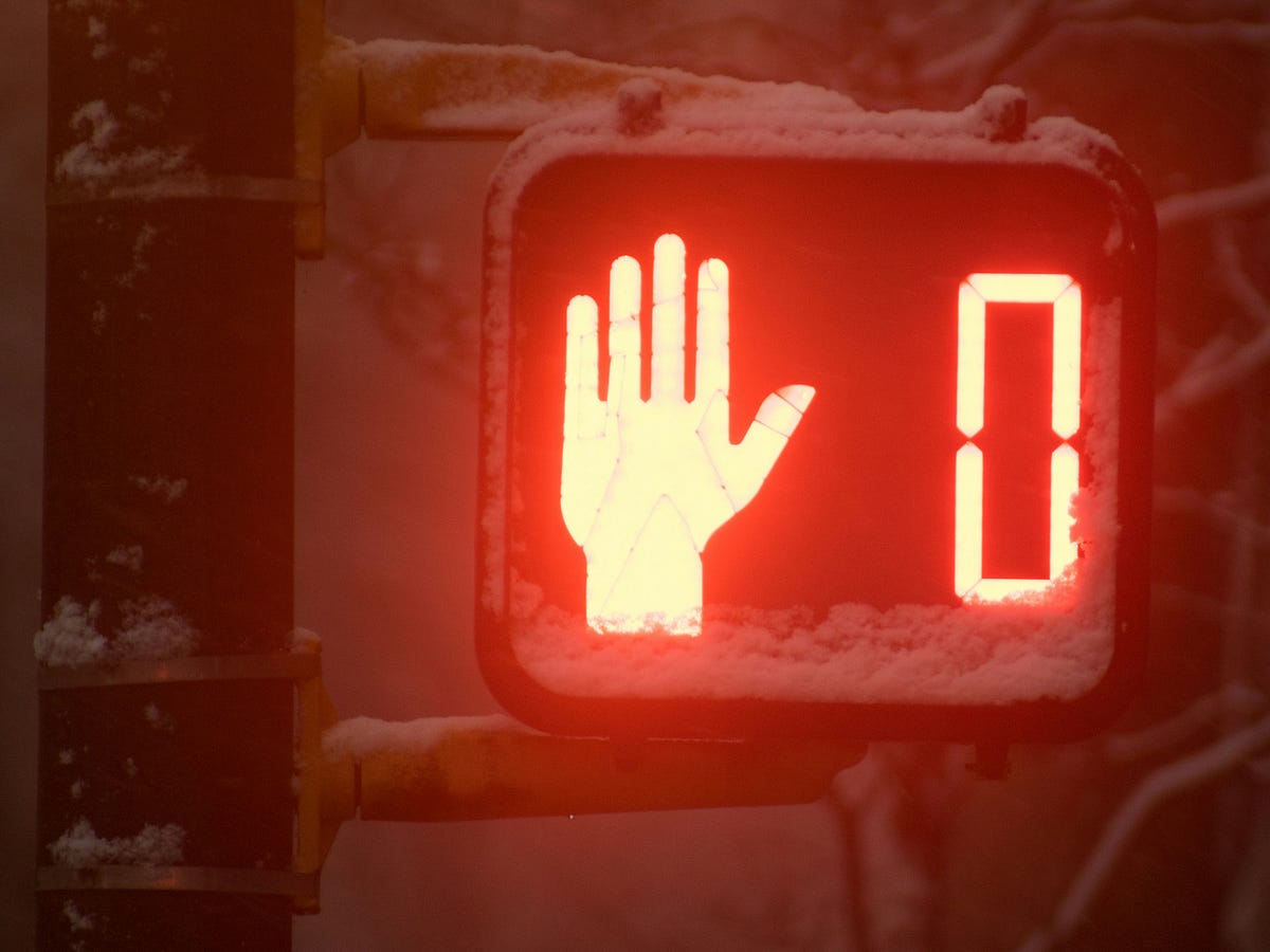 Do Pedestrian Crosswalk Buttons Really Work? The Shortform Medium