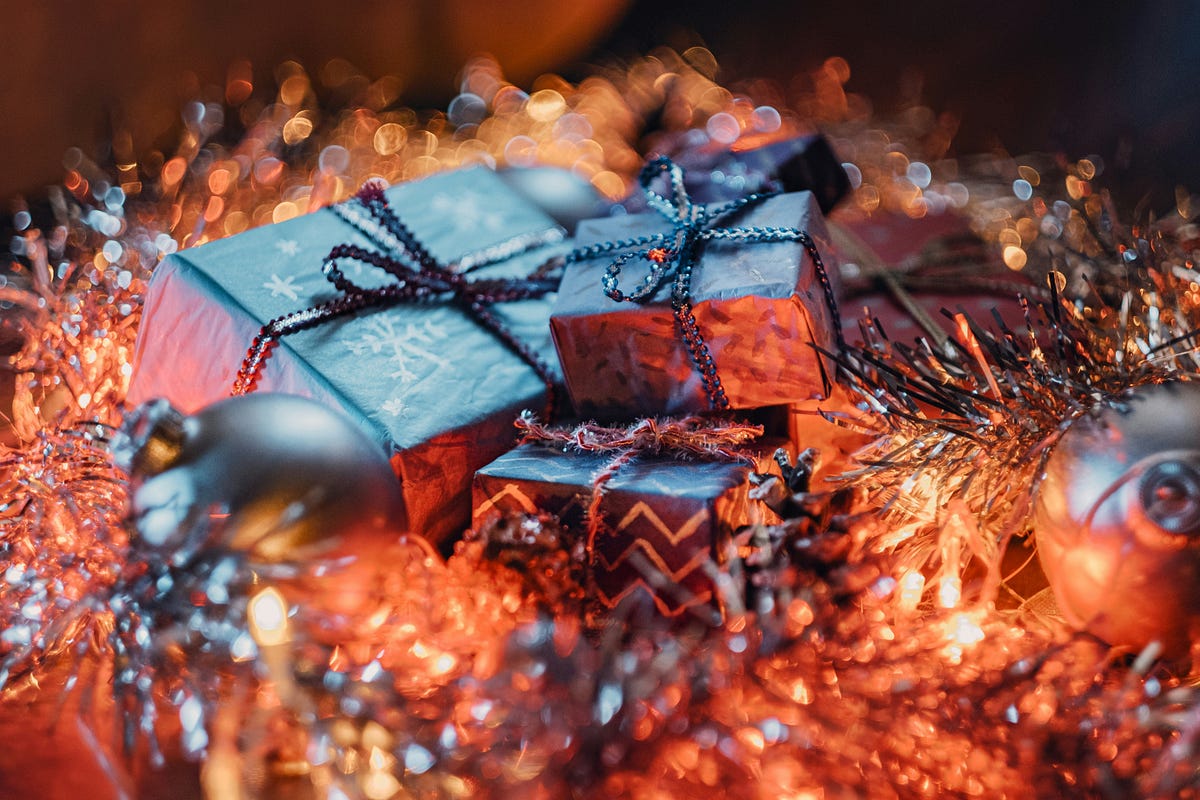 The Christmas Gift Wrapper. She wrapped ten gifts for Christmas | by ...