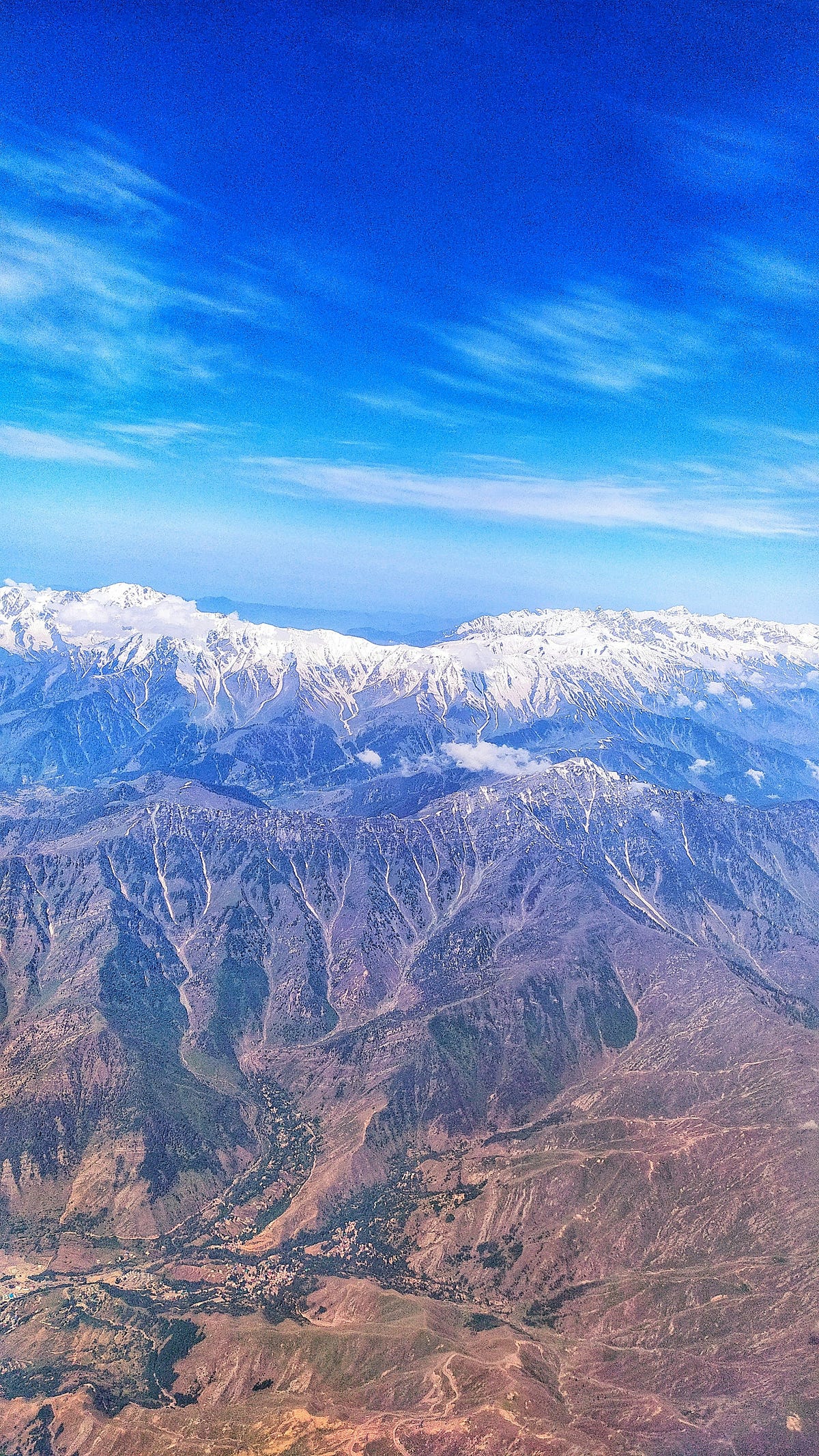 A Journey Through Kashmir’s Enchanting Landscape: Srinagar & Beyond 