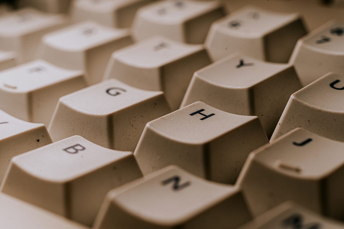 Dynamic Arrays in C. Understanding array manipulation is… | by Nick ...