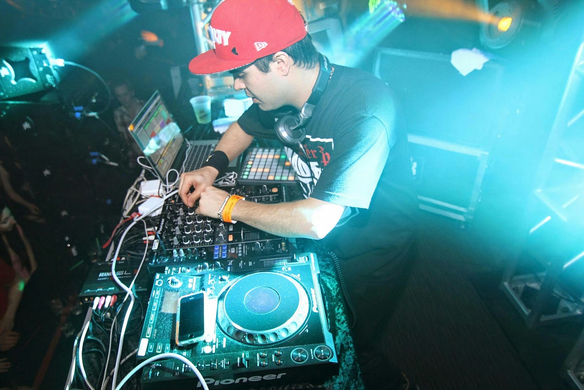 3 Things To Keep in Mind As The DJ by Mike Vinci Feb, 2024 Medium
