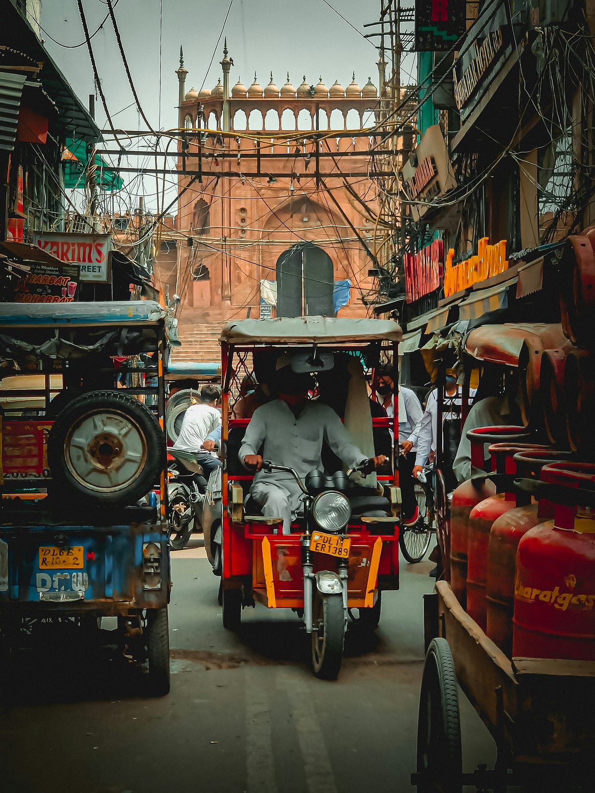 5 Unknown Facts About Dilwalon Ki Dilli | by Buddy | Medium