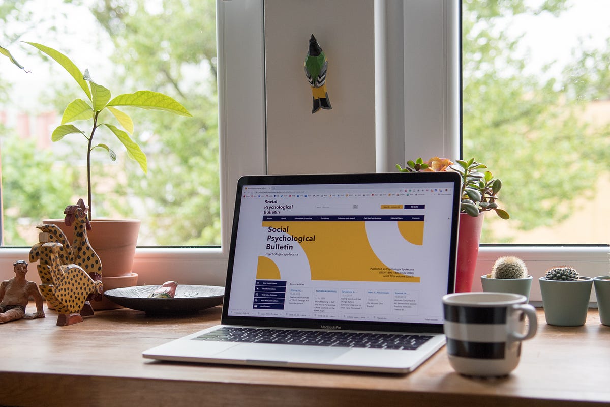 Membuat Website Portfolio Sederhana Menggunakan Bootstrap 5 | by ...