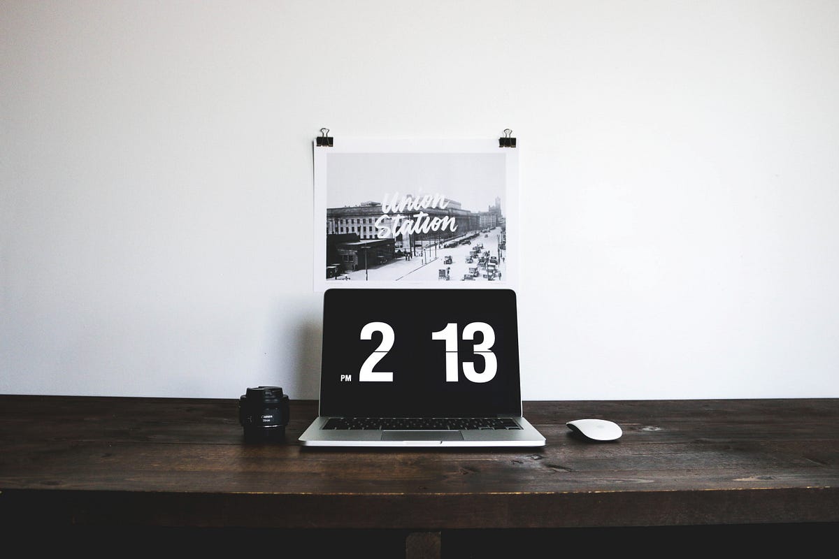 COUNTDOWN TIMER using HTML, CSS, and Javascript | by Divya M C M | Medium