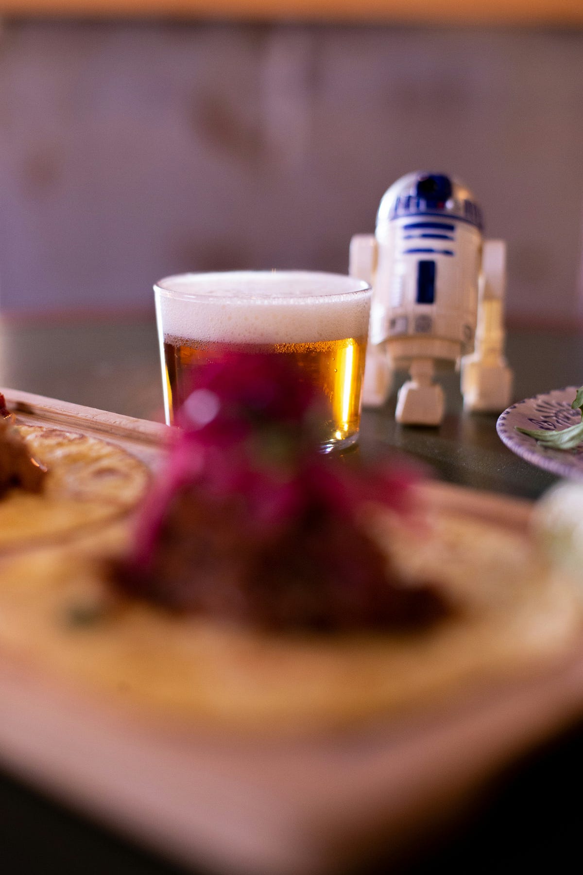 G4GC: Star Wars Fans Demand “Cerveza Cristal” Cut; Reesa Teesa Isn’t