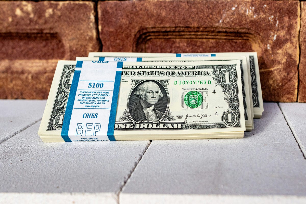 My first online earning from medium the shortform