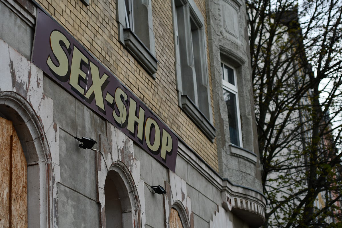 Teen girls Tourcoing