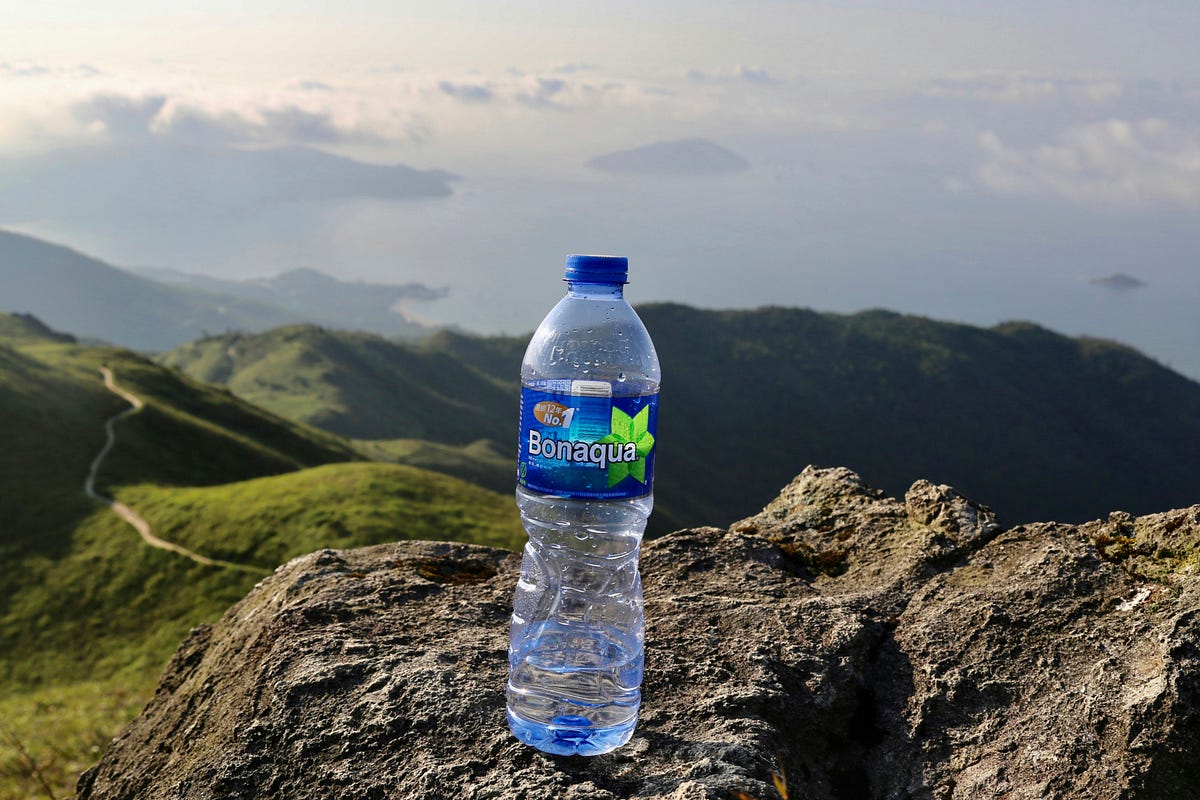 Mineral Water Stocks Battle CLEO vs. ADES, Which is Better for Growth