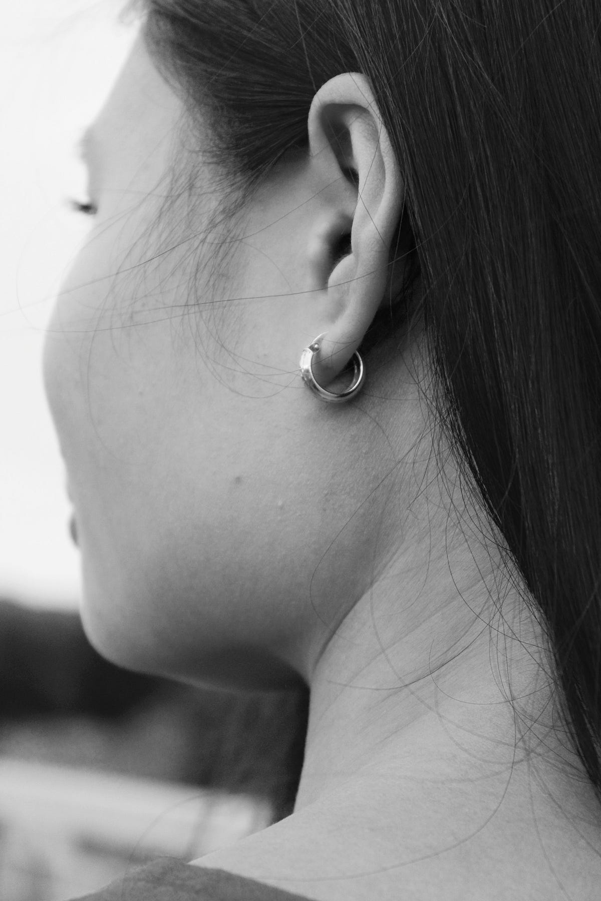 Ear Ringing Spiritual Meaning Right Ear