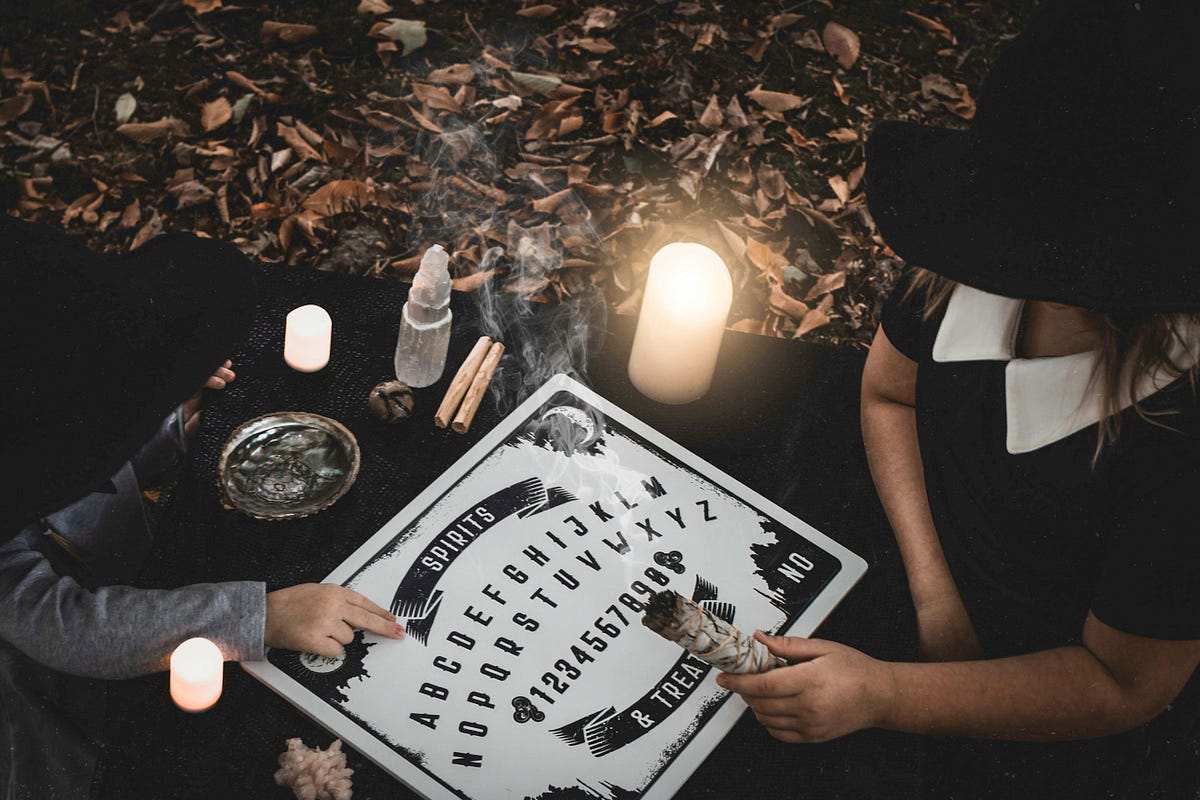 The Ultimate Guide to Ouija Boards: History, Types, and Tips for Use