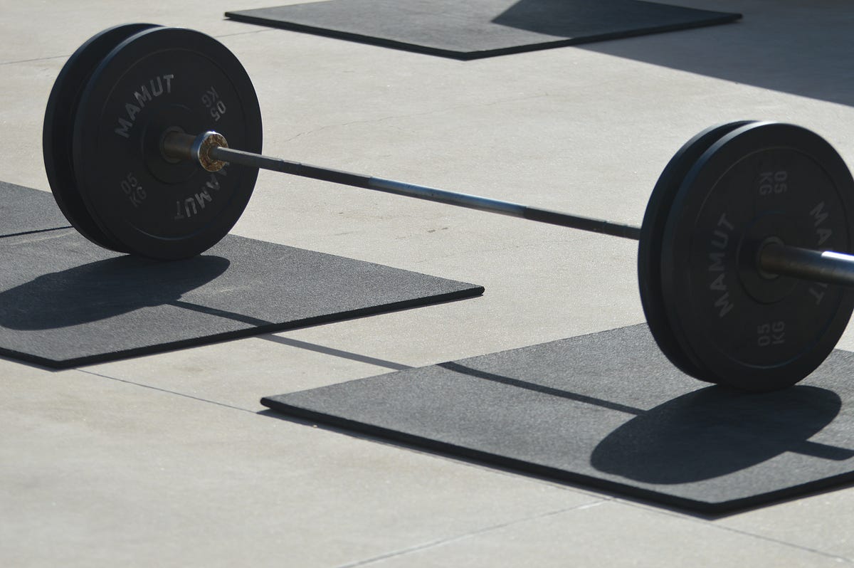 What is an axle barbell in the gym? Medium