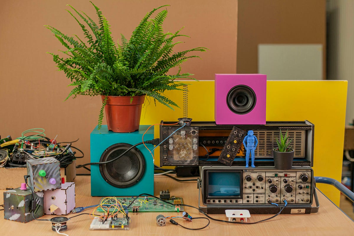 How Electronics Taught Me to Think Differently | by Sama Abshenas | Jul ...