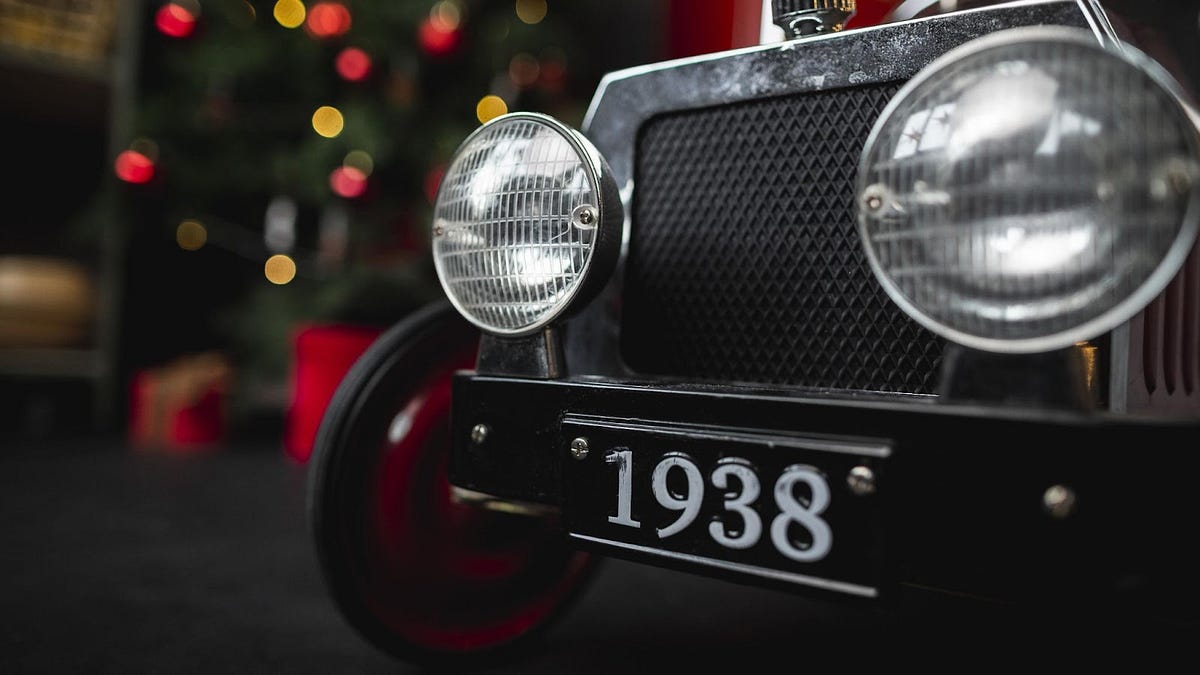 The Complete Guide to Transferring a Number Plate by Janice Cook