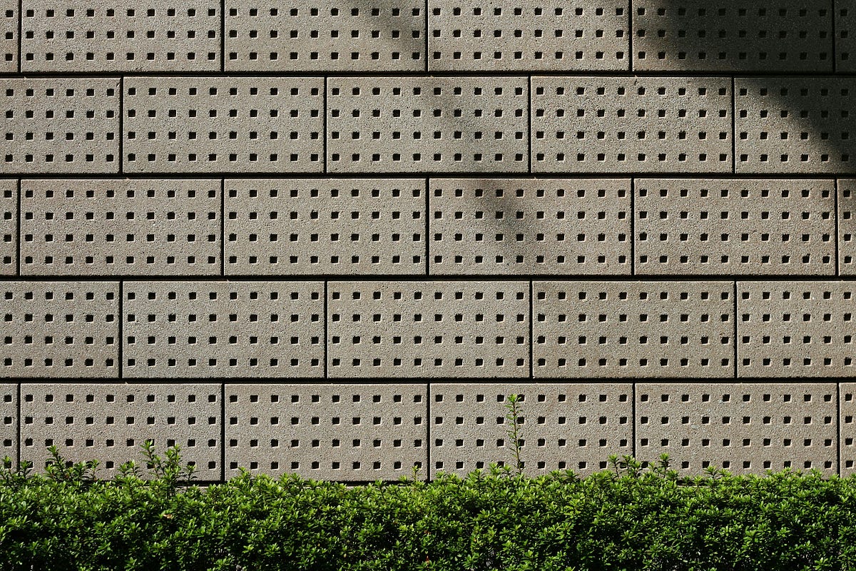 Efficient Iteration Over Large Lists in Python: Best Practices | by Leo ...