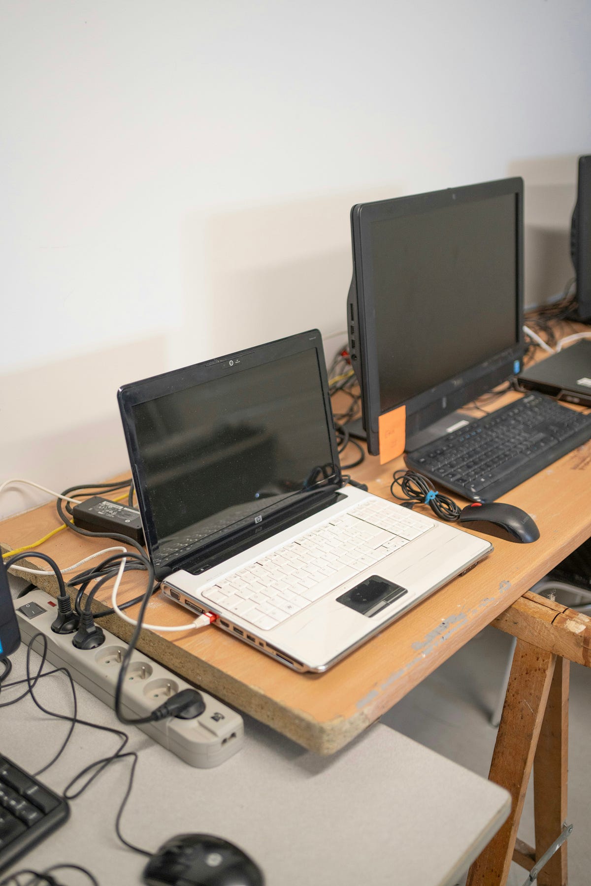 Best Routers for Student Dorms:. Fast, Reliable Wi-Fi That Doesn’t Suck ...