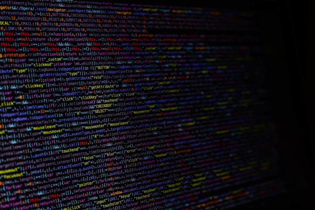 Data Democratization: How AI Assistants Revolutionize IT Workloads