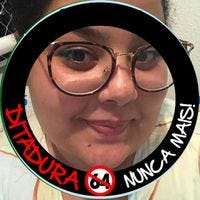 Joyce Oliveira – Medium