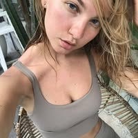 Skye Rose – Medium