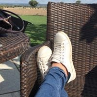 Janine Knight – Medium