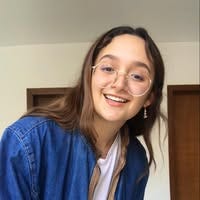 Andrea Santos – Medium