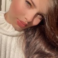Mariana Martinez – Medium