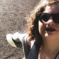 Katie Cole – Medium