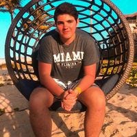 Pedro Bueno – Medium