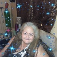 Linda Davis – Medium