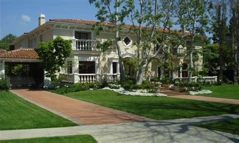 Review Top Hollywood & Beverly Hills Celebrity Homes Tours: Unveiling