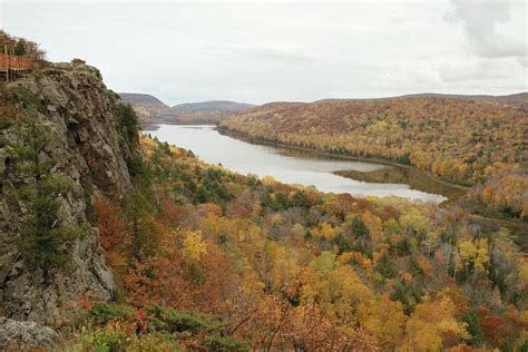 5 Best Sightseeing Tours in Upper Peninsula: Unveiling the Hidden Gems