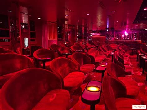 Review Top Crazy Horse Cabaret Paris: A Sensual Spectacle You Can’t