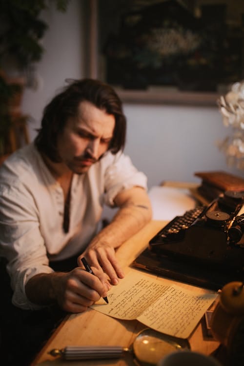 How To Never Run Out Of Ideas To Write About
