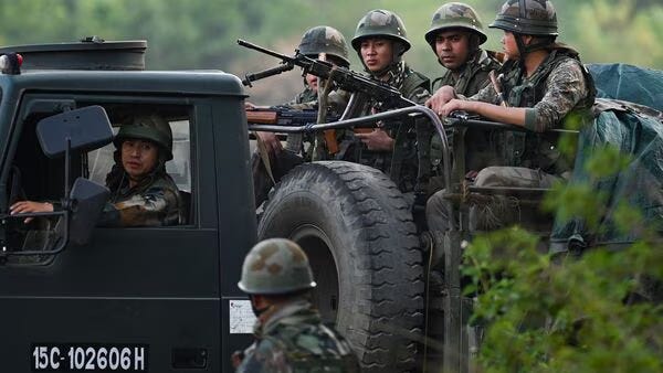 INDIAN ARMY RESCUES OVER 800 TOURISTS IN SIKKIM | By Anirban ...