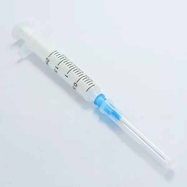 What types of syringes are there? by CMCTech Medium