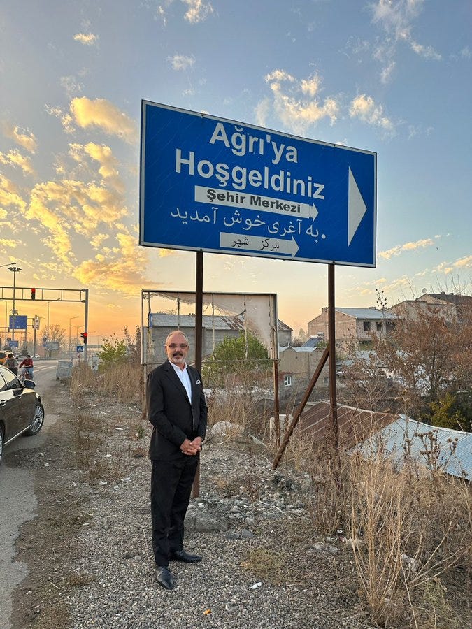 sirri-sakik-gelo-hun-bi-x-r-hatin-we-par-e-dike-bedri-adan-r-medium